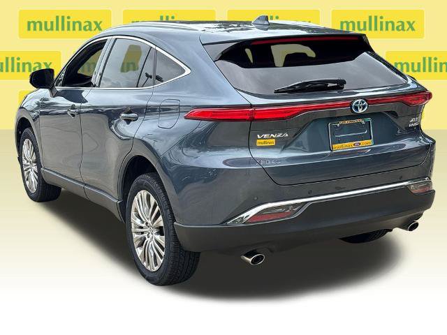 Used 2022 Toyota Venza XLE AWD/4WD image 9