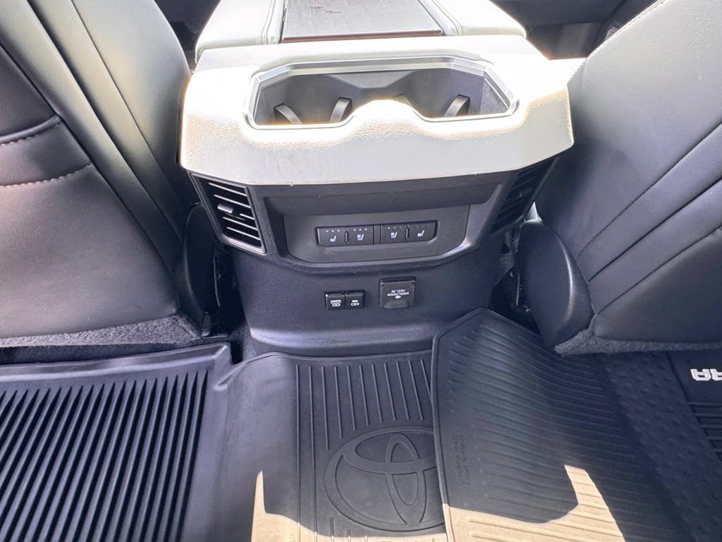 Used 2024 Toyota Tundra Capstone AWD/4WD image 29