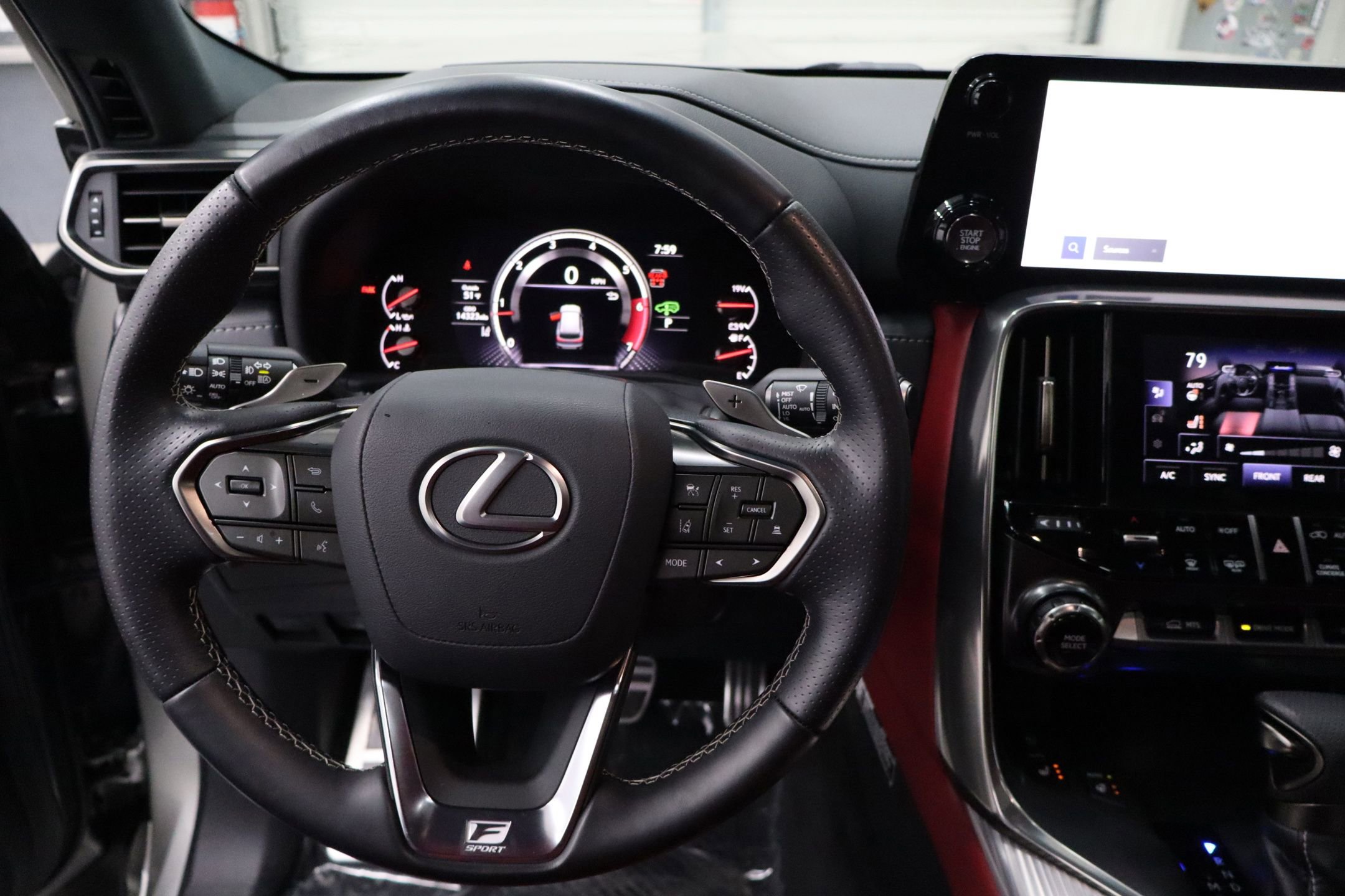 Used 2023 Lexus LX 600 F Sport image 21