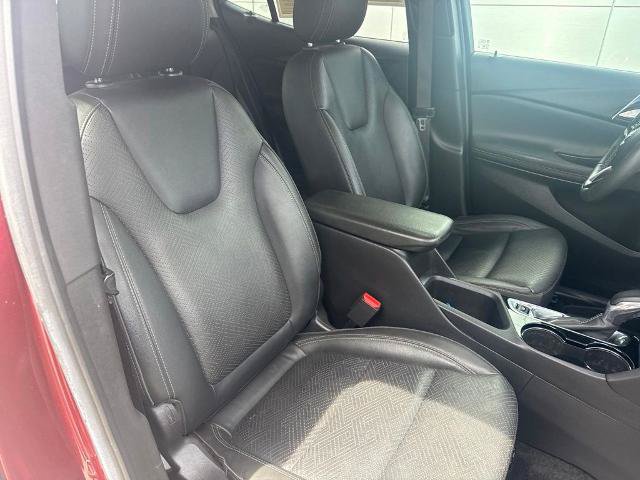 Used 2023 Buick Encore GX Essence w/ Experience Buick Package FWD image 31