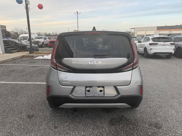Used 2024 Kia Soul LX w/ Option Group 015 image 4