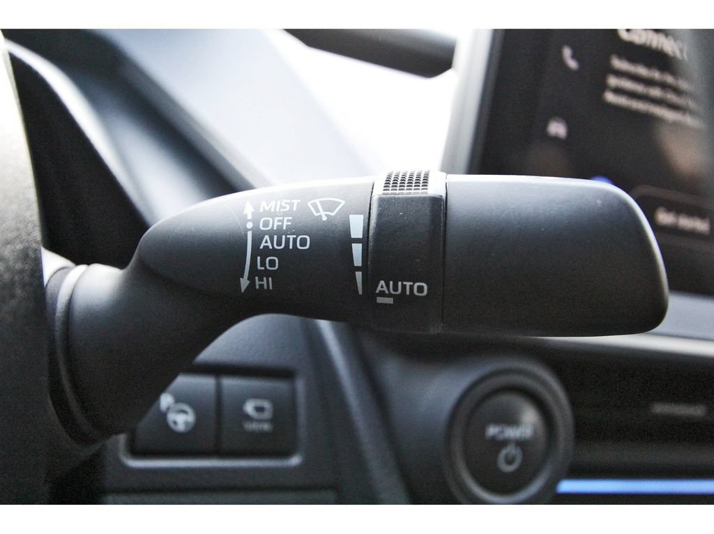 Used 2023 Toyota Prius Limited w/ Limited Premium Package FWD image 18