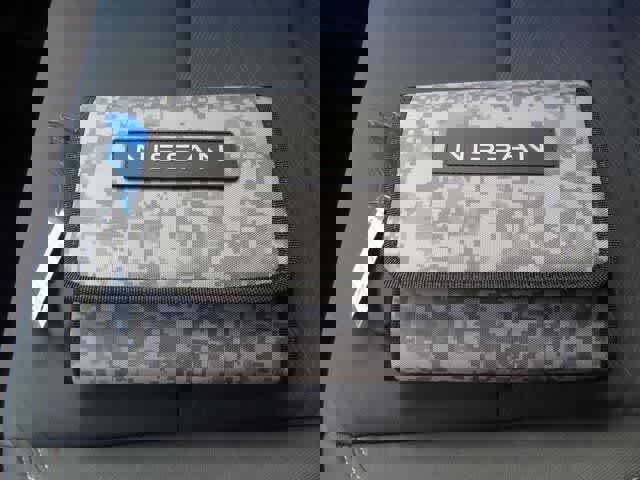 Used 2024 Nissan Frontier SV w/ Technology Package image 33