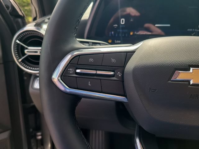 Used 2025 Chevrolet Equinox LT FWD image 13