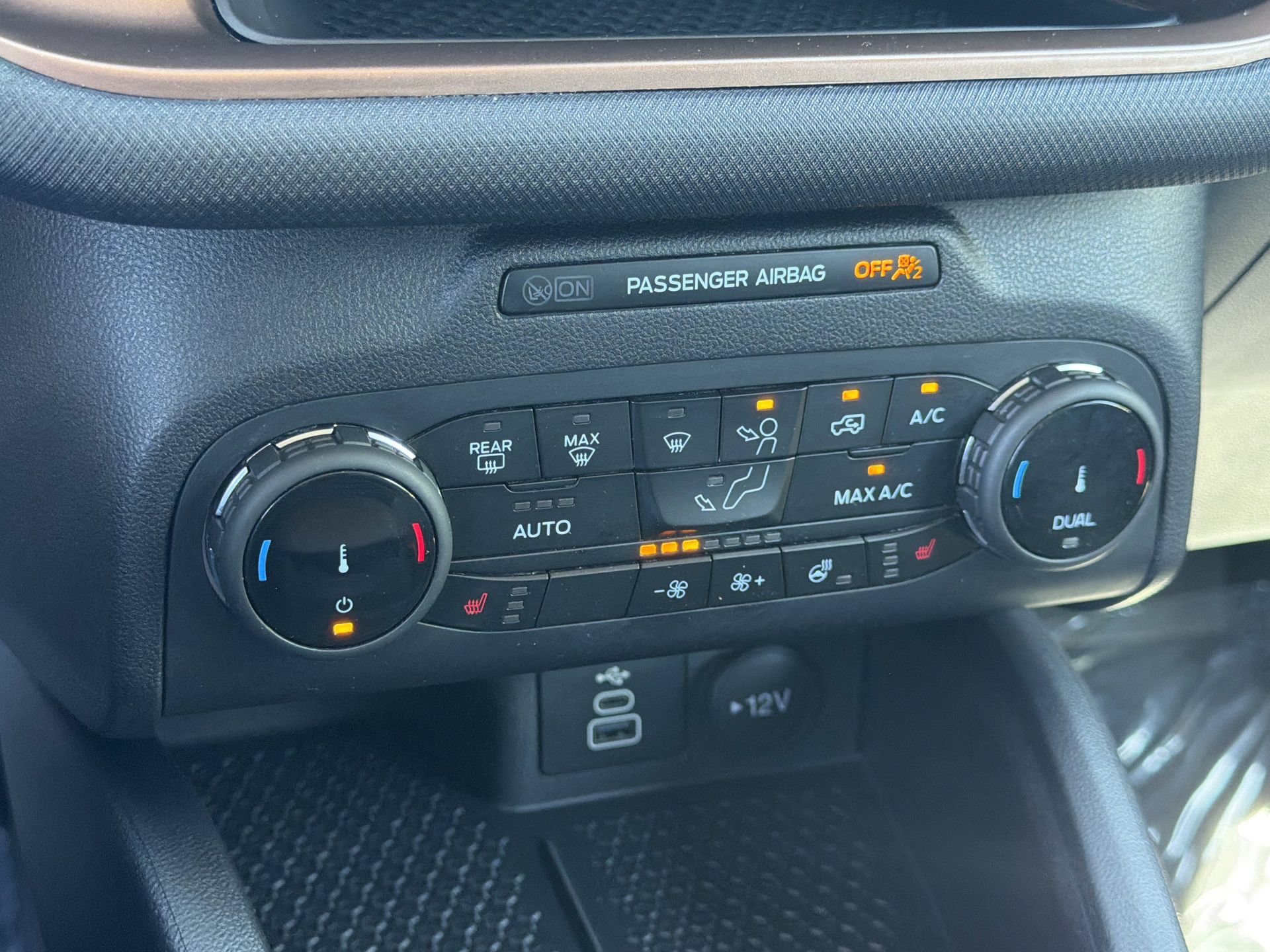 Certified 2024 Ford Bronco Sport Outer Banks AWD/4WD image 10
