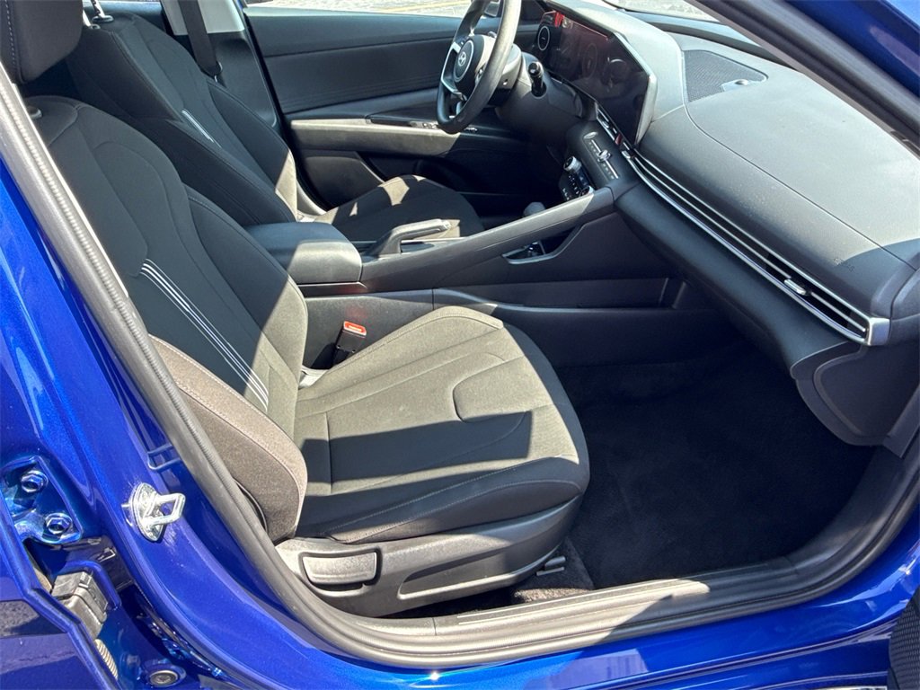 Used 2024 Hyundai Elantra SEL image 13