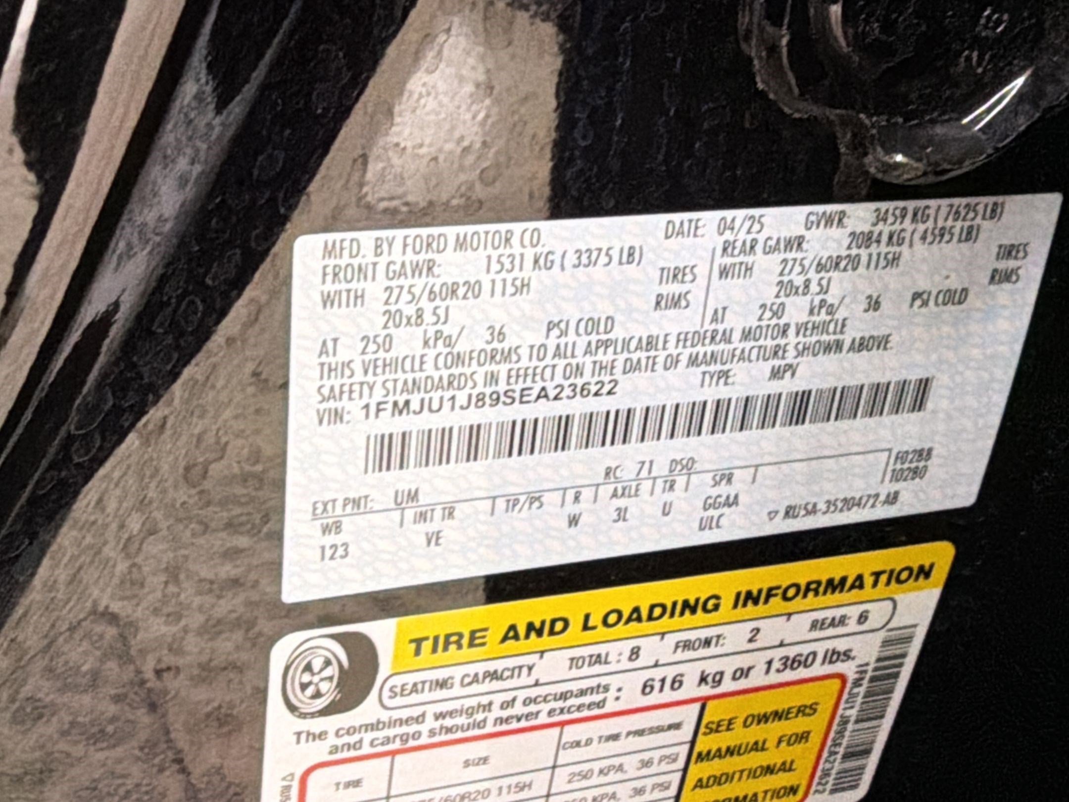 Certified 2025 Ford Expedition Active image 17