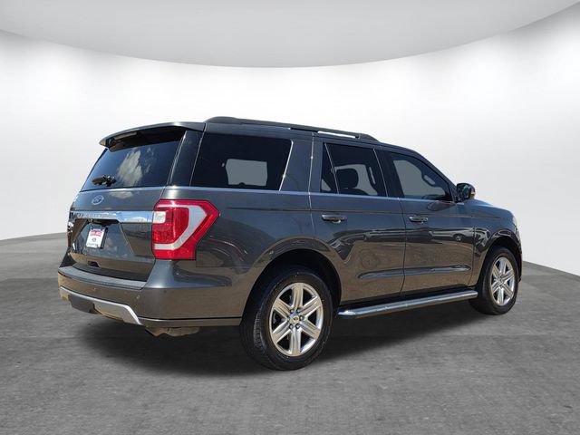 Certified 2019 Ford Expedition XLT w/ Equipment Group 202A RWD image 4