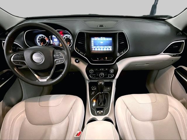 Used 2021 Jeep Cherokee Latitude Lux w/ Sun & Sound Group AWD/4WD image 14
