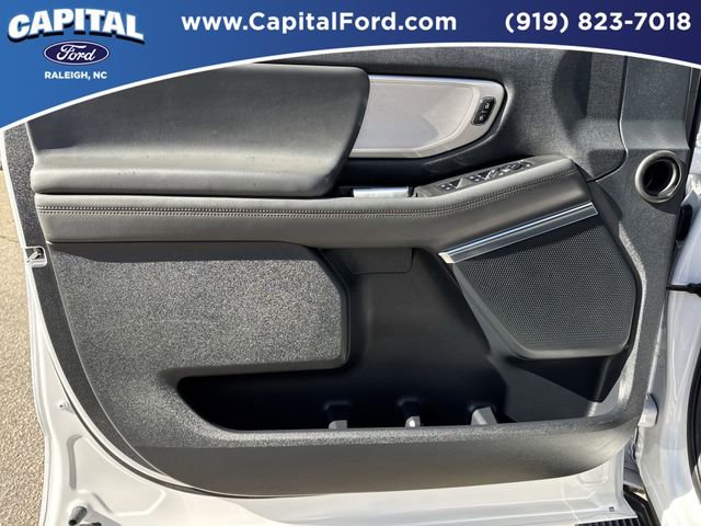 Certified 2025 Ford Expedition Active image 20