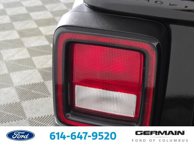 Used 2019 Jeep Wrangler Unlimited Sport S AWD/4WD image 17