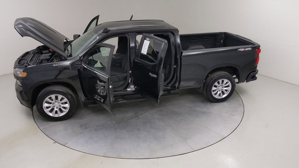 Used 2021 Chevrolet Silverado 1500 Custom AWD/4WD image 52