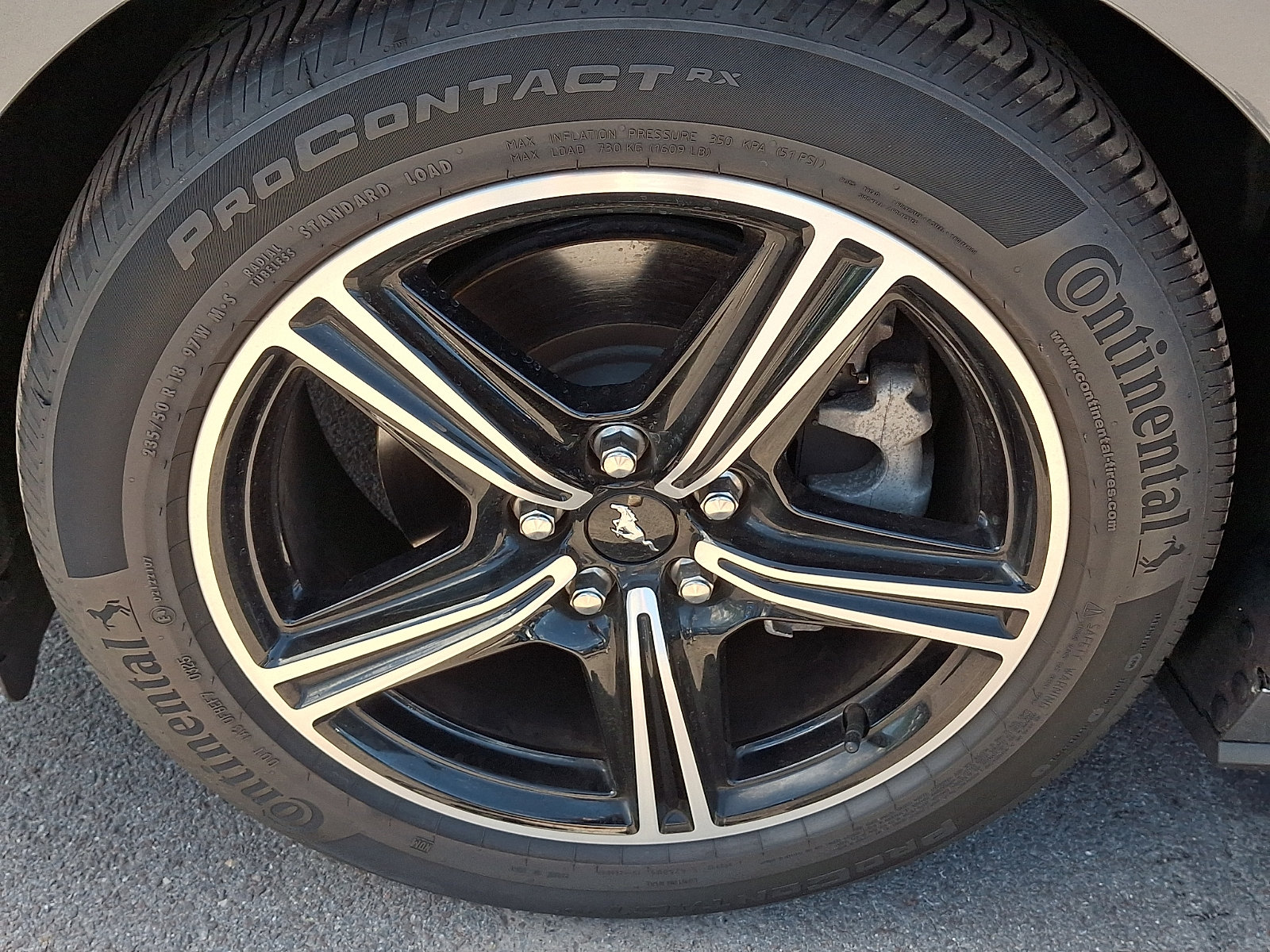 Certified 2025 Ford Mustang Coupe RWD image 28
