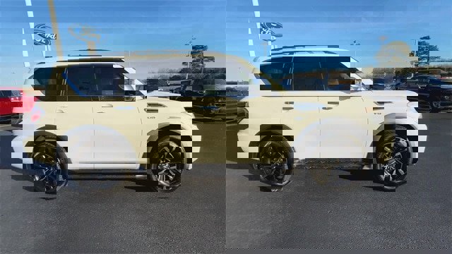 Used 2018 Nissan Armada Platinum w/ Captain Seat Package image 9