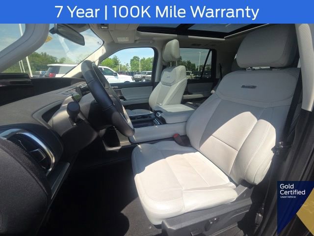 Certified 2025 Ford Expedition Max Platinum w/ Driver's Package AWD/4WD image 35