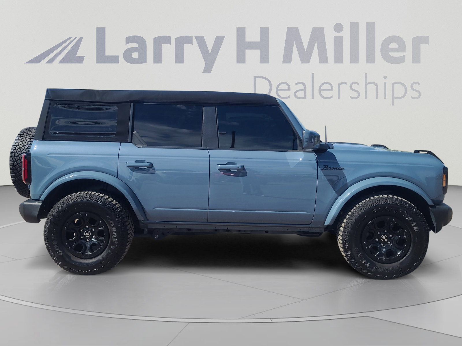 Certified 2023 Ford Bronco Outer Banks AWD/4WD image 6
