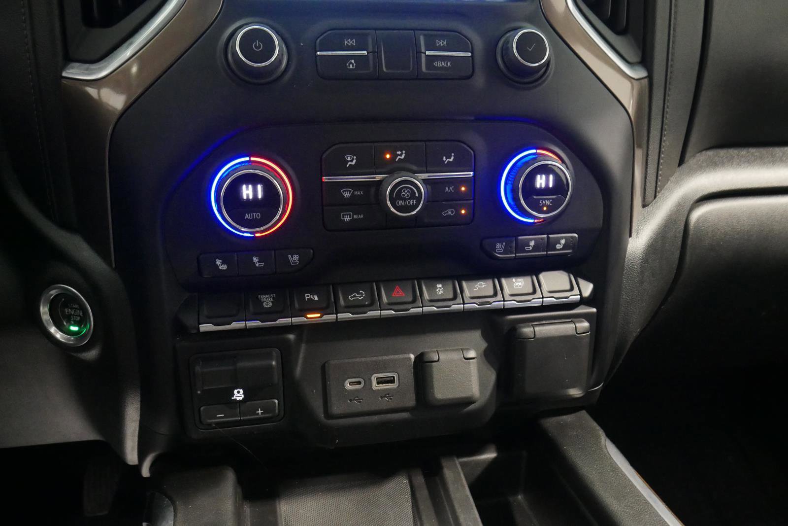 Used 2022 Chevrolet Silverado 2500 High Country image 23