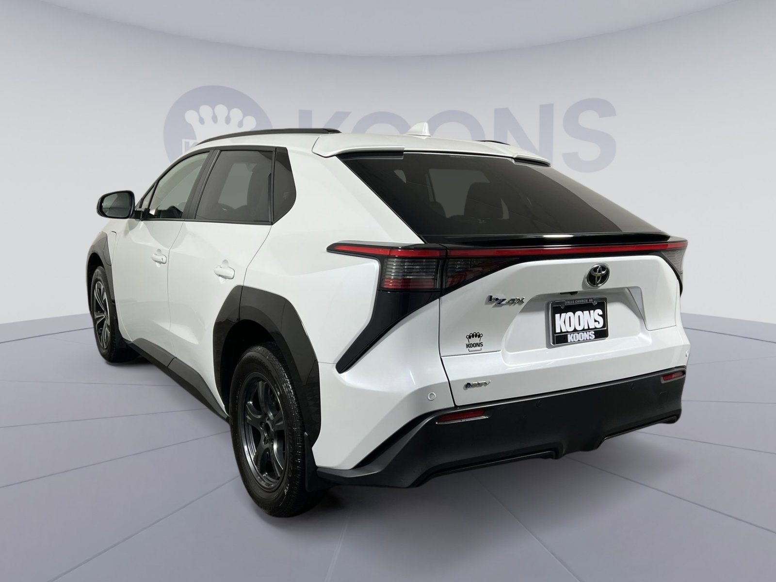 Used 2024 Toyota bZ4X XLE image 4