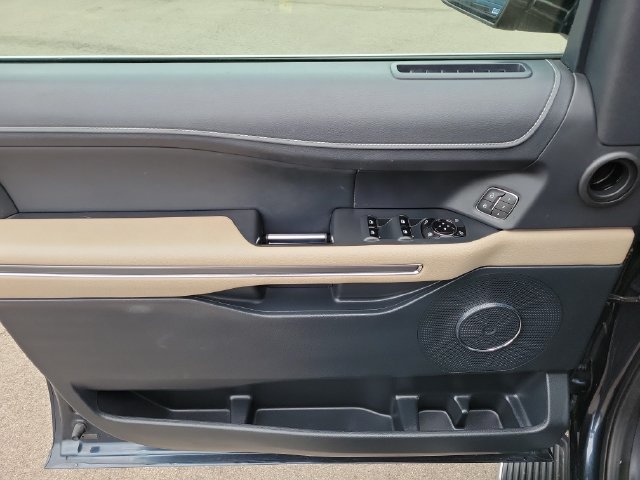 Certified 2023 Ford Expedition XLT AWD/4WD image 12