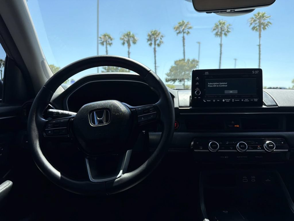 Used 2025 Honda Pilot EX-L image 11