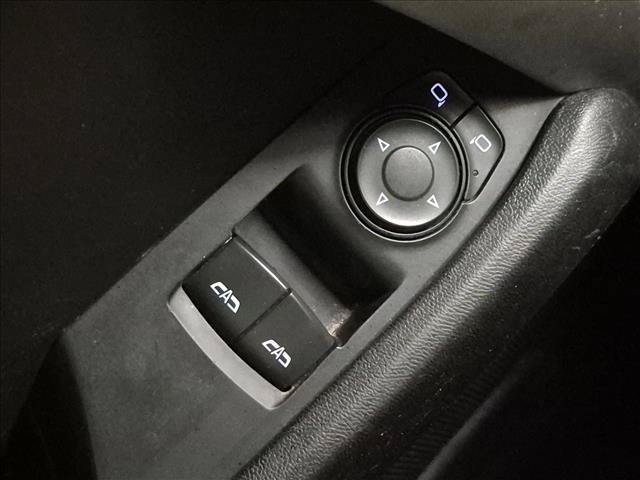 Used 2018 Chevrolet Camaro LT RWD image 13