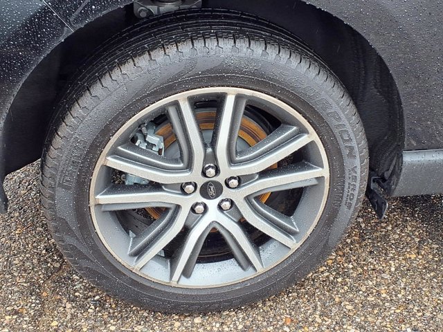 Certified 2024 Ford Edge Titanium w/ Equipment Group 301A image 29