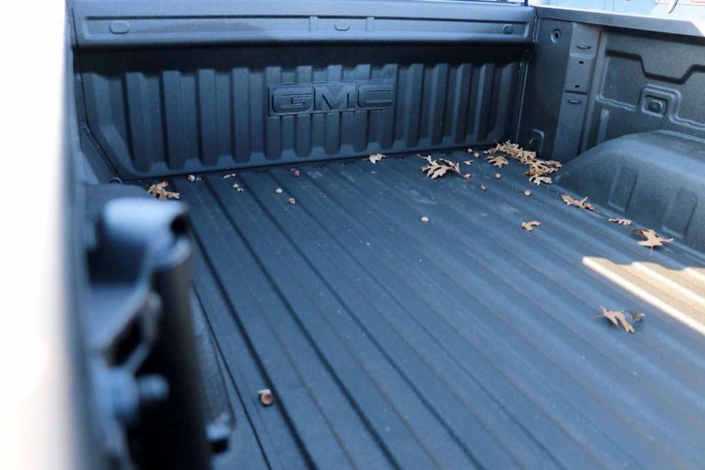 Used 2025 GMC Sierra 1500 Denali Ultimate image 10