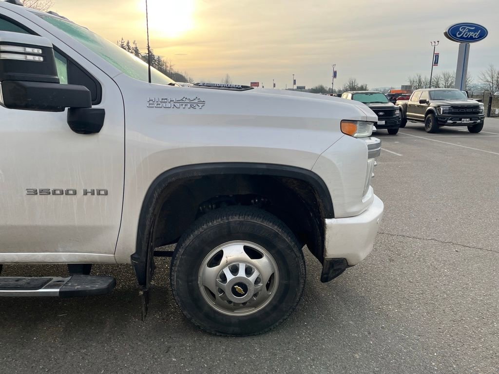 Used 2022 Chevrolet Silverado 3500 High Country image 5