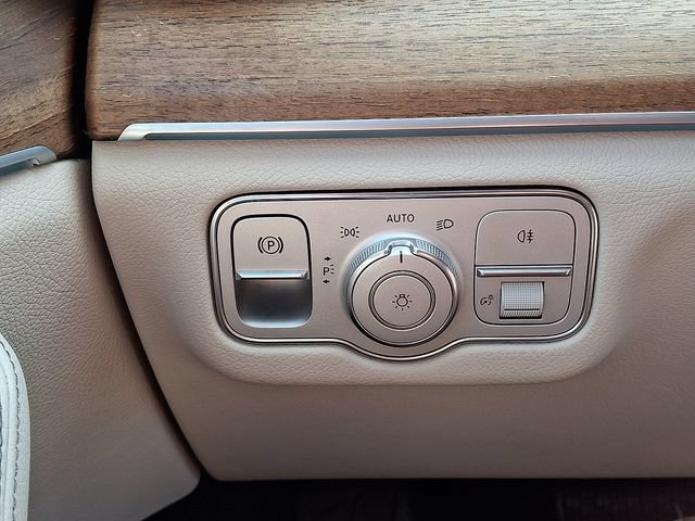 Used 2022 Mercedes-Benz GLE 350 4MATIC image 25
