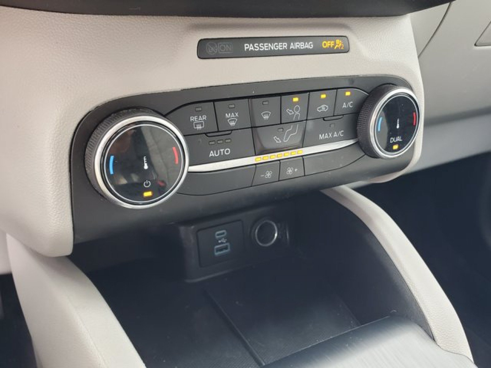 Certified 2023 Ford Escape Active FWD image 24