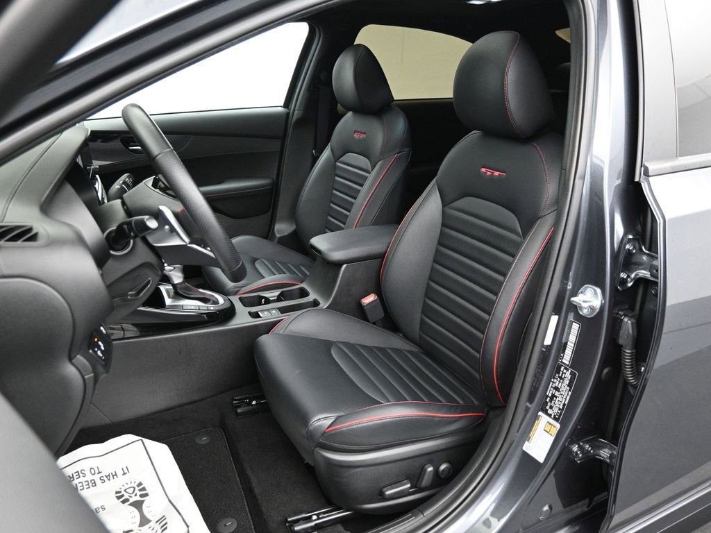 Used 2023 Kia Forte GT w/ GT2 Package image 11