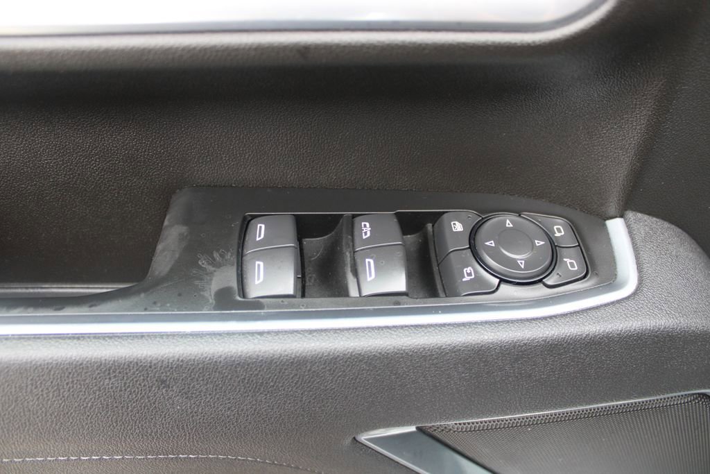 Used 2025 Chevrolet Silverado 2500 LT w/ Safety Package image 21