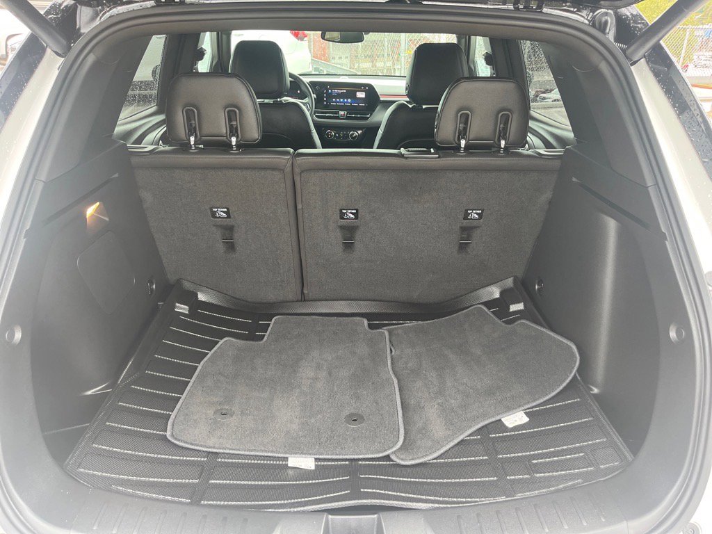 Used 2025 Chevrolet TrailBlazer RS w/ Convenience Package image 20