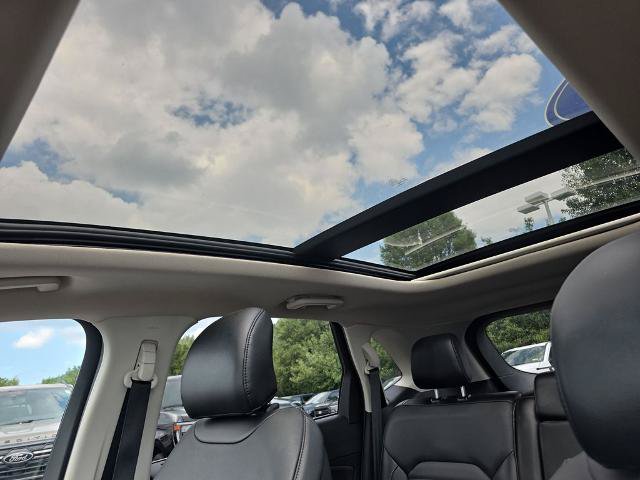 Certified 2018 Ford Edge SEL w/ Equipment Group 201A AWD/4WD image 30
