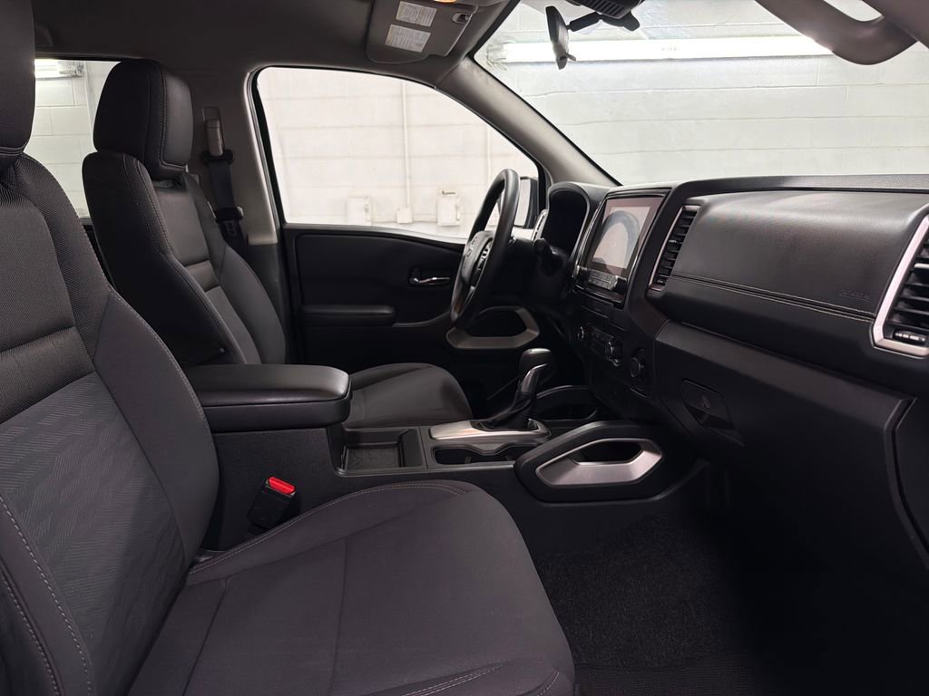 Used 2022 Nissan Frontier SV RWD image 28