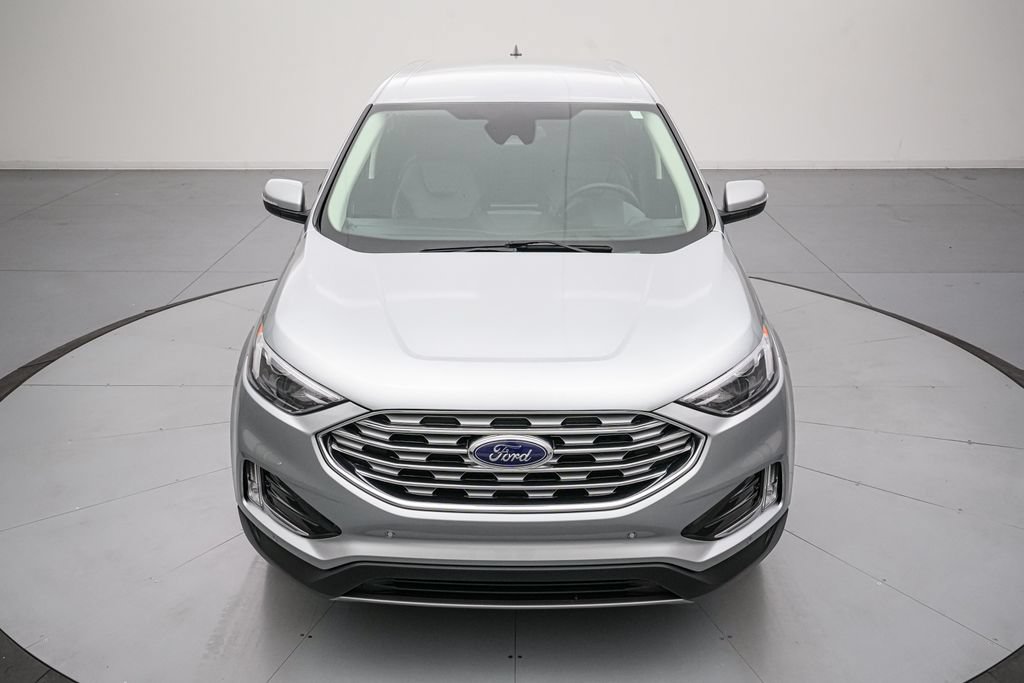 Certified 2024 Ford Edge Titanium AWD/4WD image 9