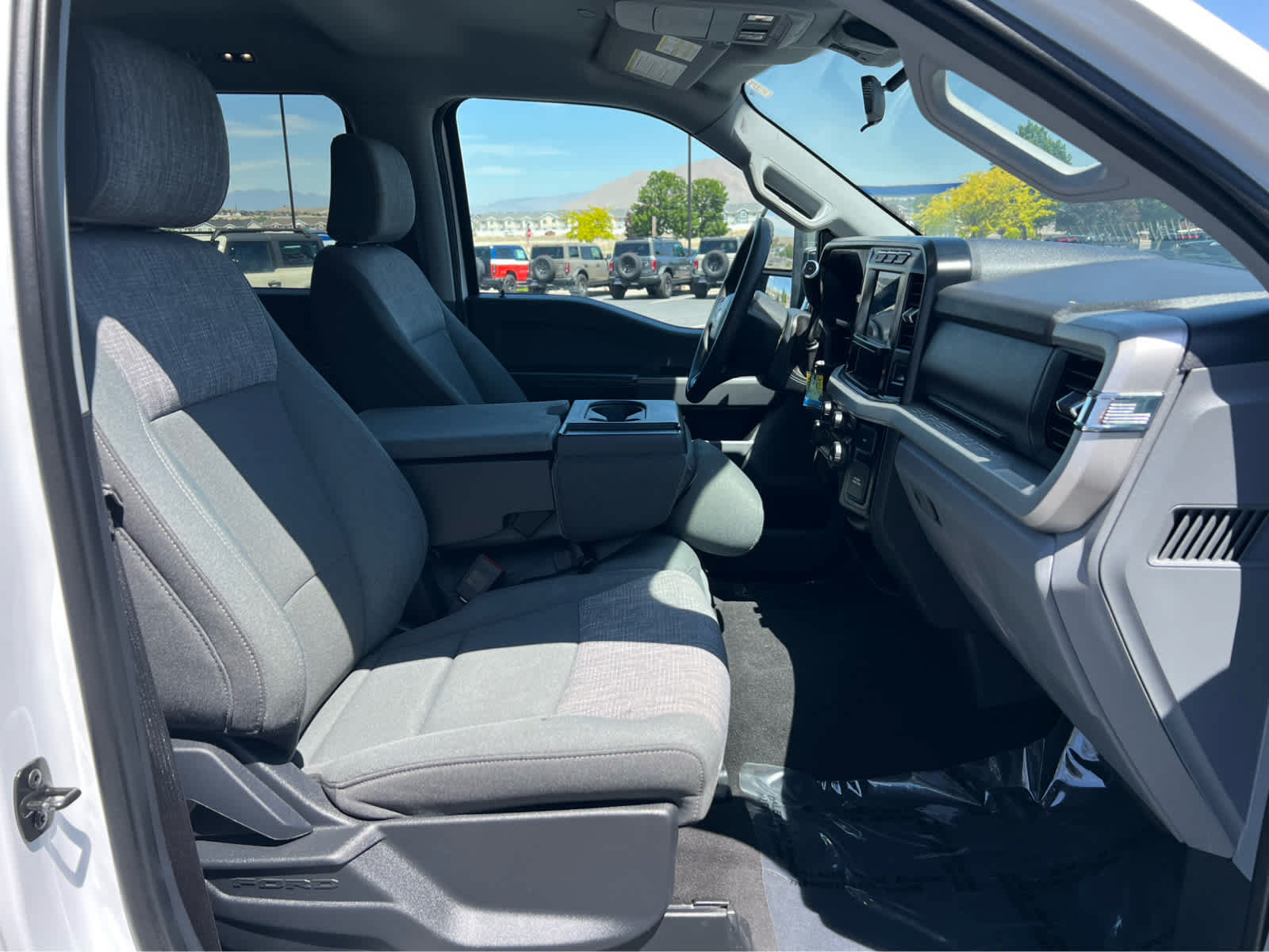 Certified 2024 Ford F350 XLT AWD/4WD image 17