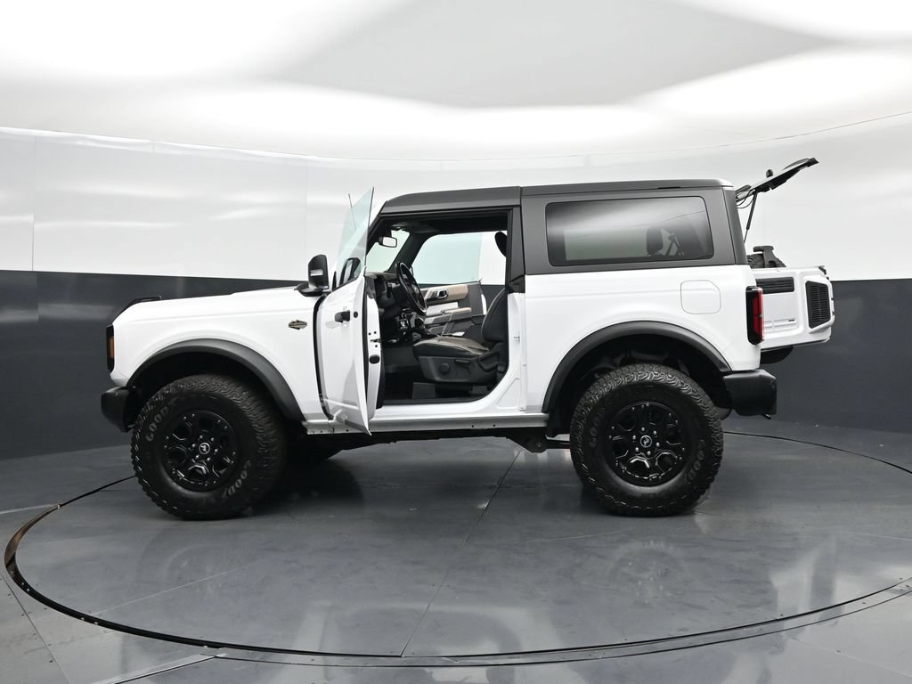 Certified 2023 Ford Bronco Wildtrak AWD/4WD image 30