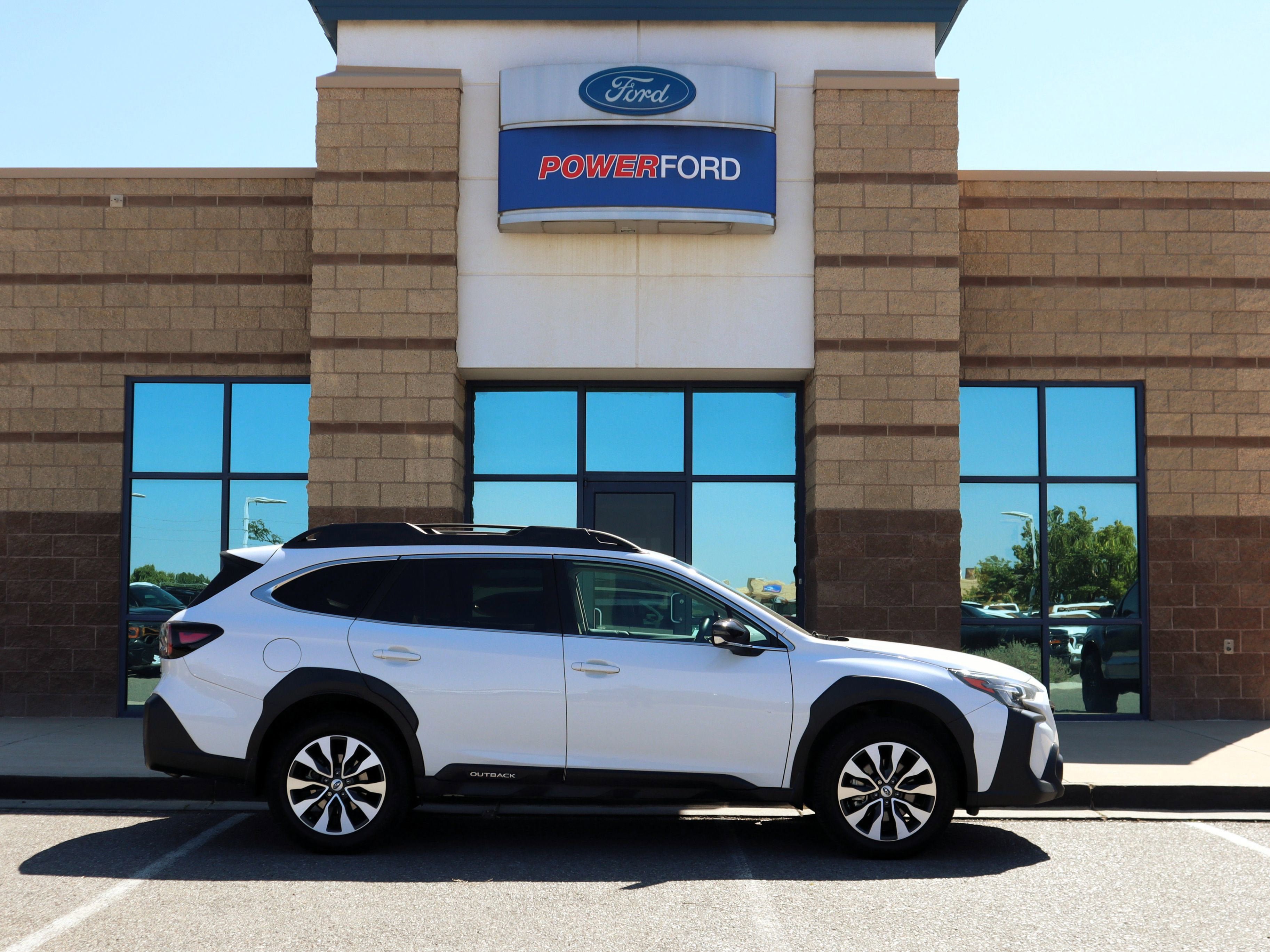 Used 2023 Subaru Outback Limited XT AWD/4WD image 5