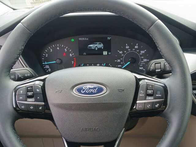 Certified 2022 Ford Escape SEL AWD/4WD image 11