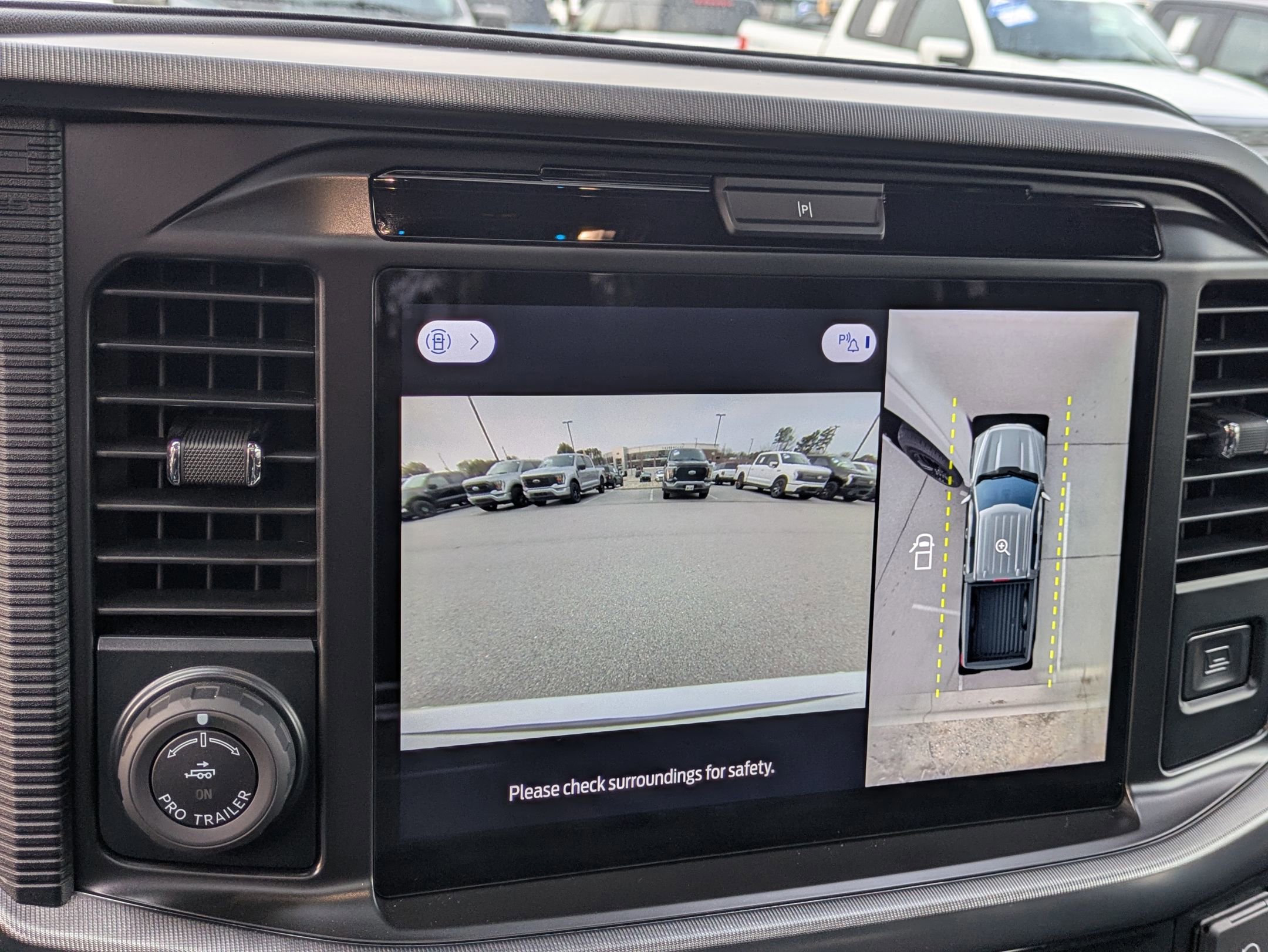 Certified 2025 Ford F150 Platinum w/ Equipment Group 702A High image 29