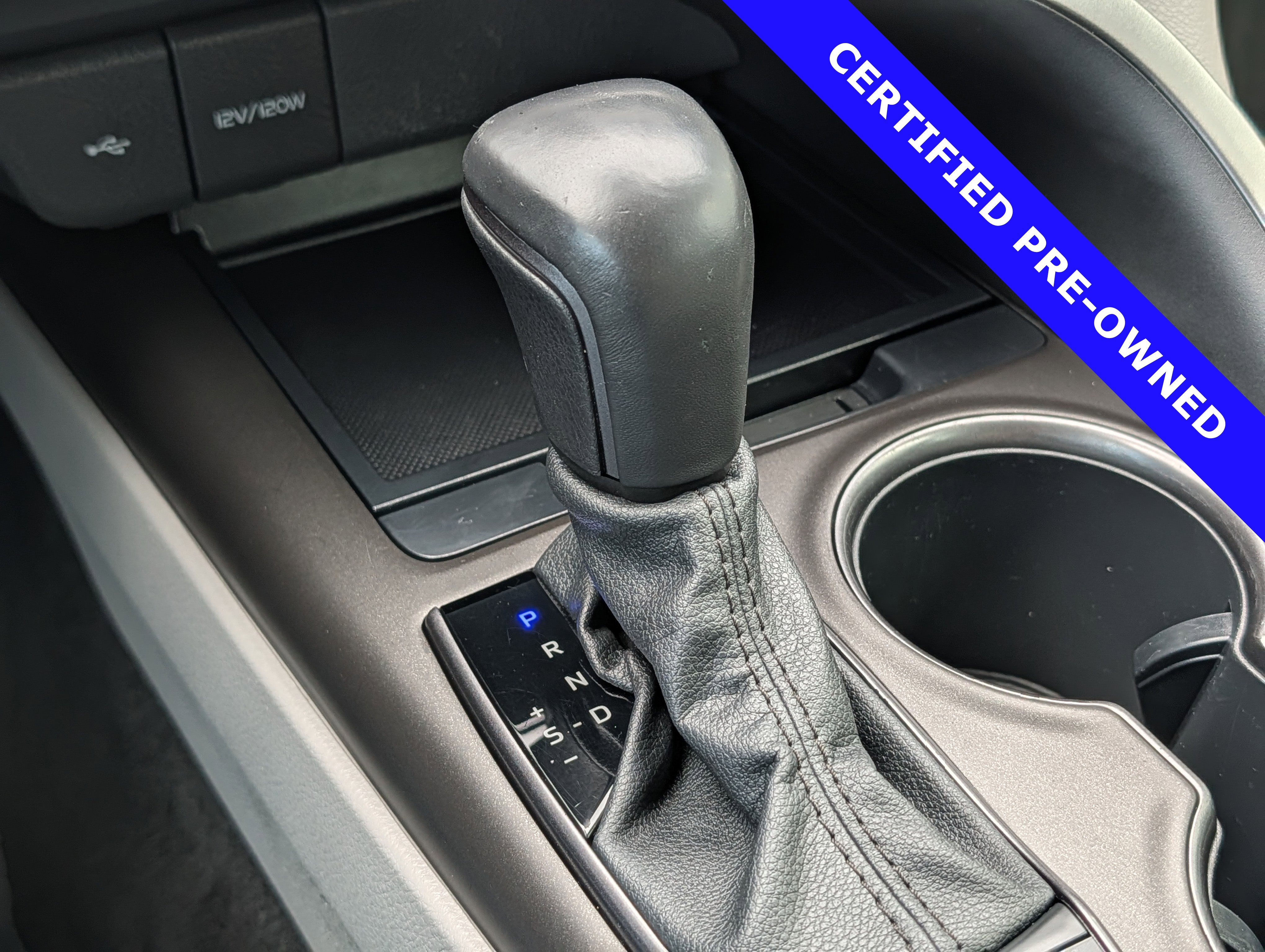 Used 2022 Toyota Camry SE FWD image 29