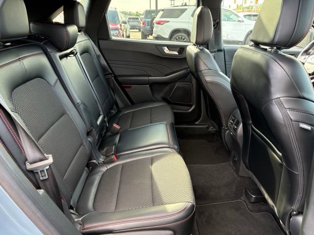 Certified 2025 Ford Escape ST-Line Select w/ Tech Pack #1 AWD/4WD image 14