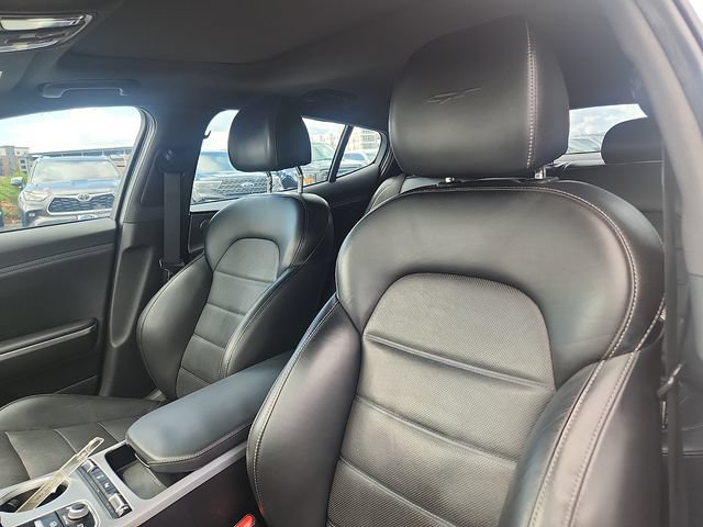 Used 2018 Kia Stinger GT2 RWD image 23