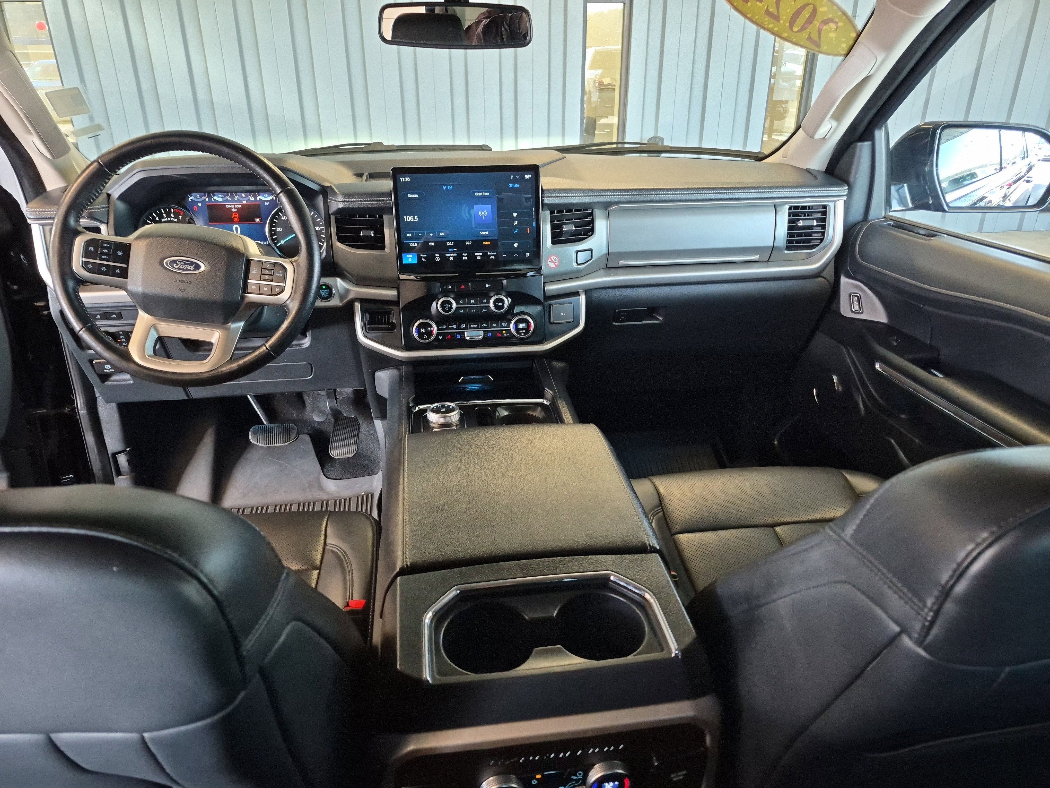 Certified 2024 Ford Expedition XLT image 20