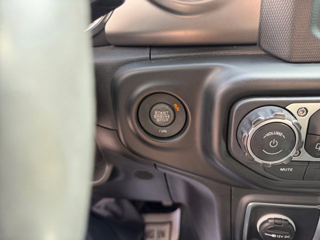 Used 2021 Jeep Wrangler Unlimited Sport AWD/4WD image 31