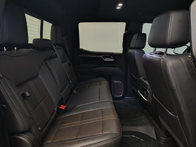 Used 2026 Chevrolet Silverado 1500 High Country AWD/4WD image 35