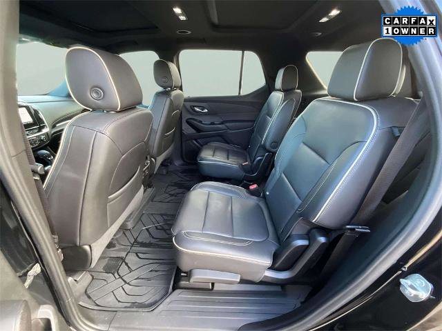 Used 2023 Chevrolet Traverse Premier w/ Redline Edition image 11