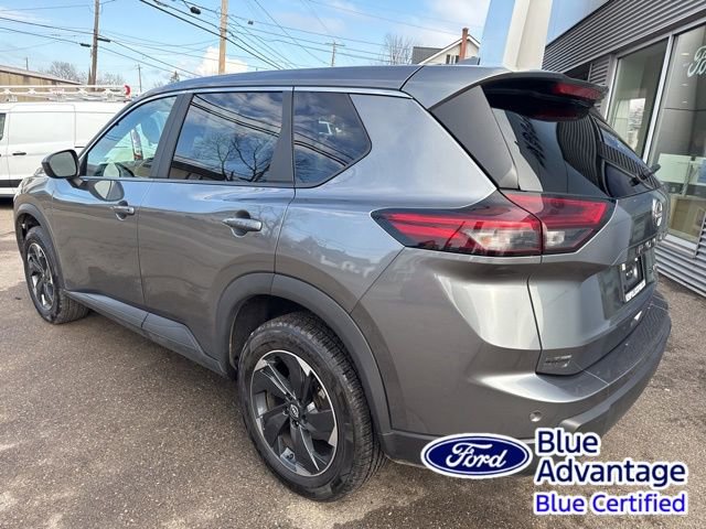 Used 2024 Nissan Rogue SV image 8