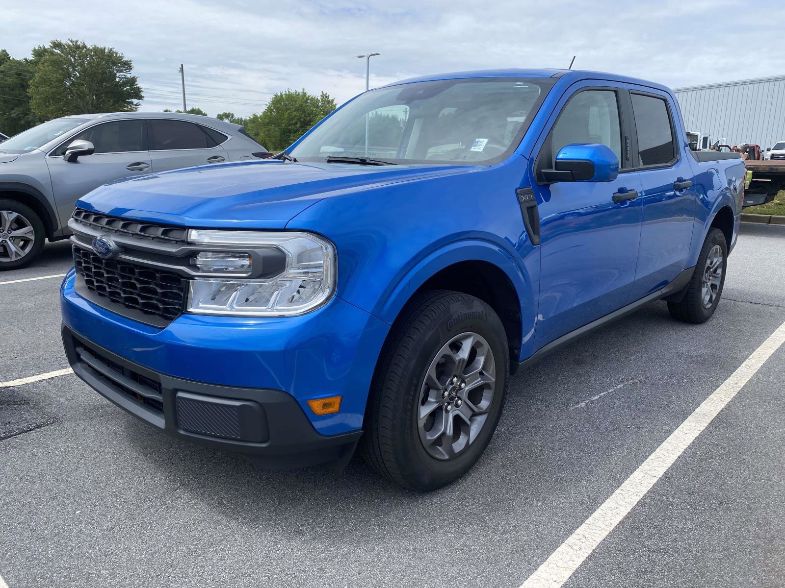 Certified 2022 Ford Maverick XLT w/ Equipment Group 300A Standard AWD/4WD image 3